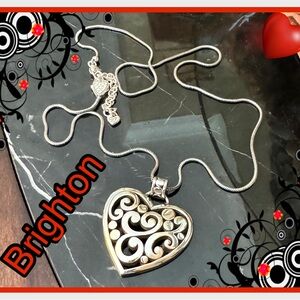 ❤️BRIGHTON NECKLACE CHARM HOLDER W/ CONVERTIBLE CLASP & LARGE HEART